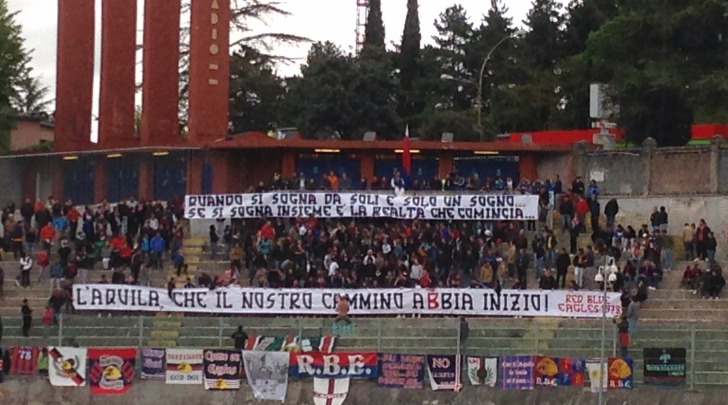 Lo striscione degli RBE sul sogno da coltivare