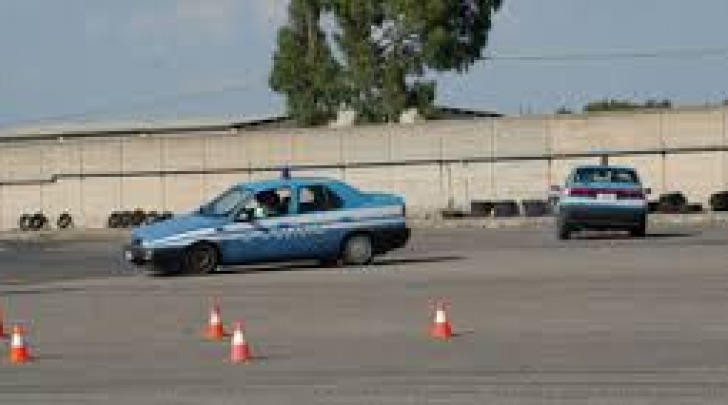 scuola guida polizia