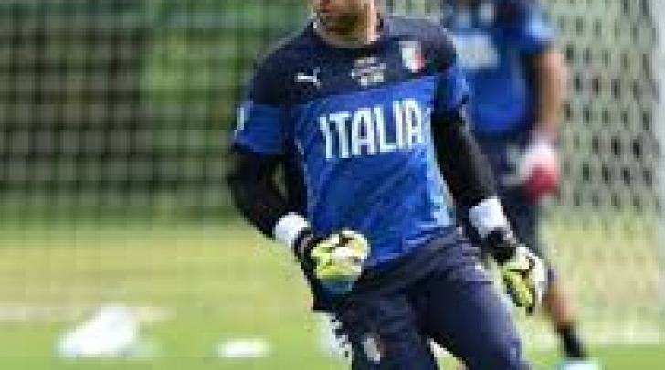 Salvatore Sirigu