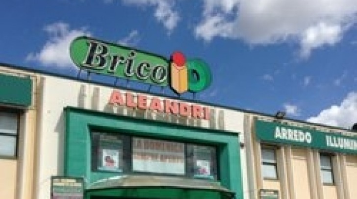 Brico io l'aquila, aleandri, licenziamenti