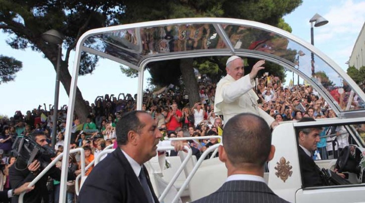 Papa Francesco in visita in Molise