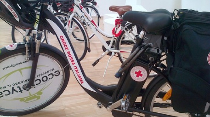 bici croce rossa-foto ansa