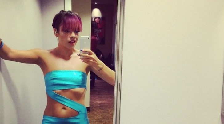 Lily Allen Fuori di Seno