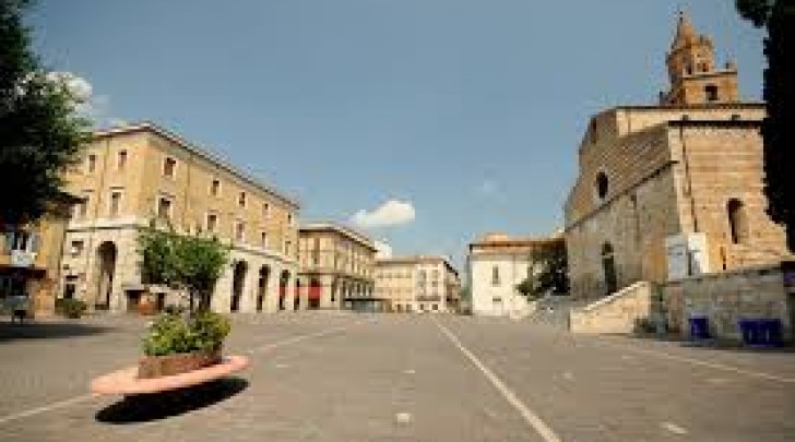 Piazza dei Martiri a Teramo