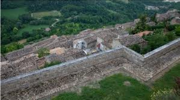 Fortezza Civitella del Tronto