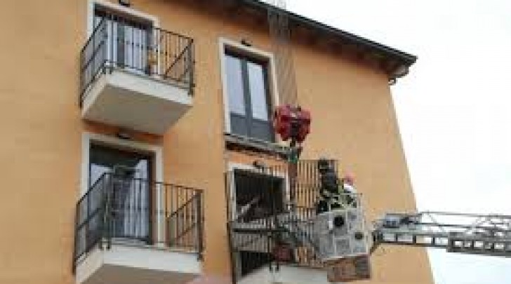 crollo balcone -rimozione