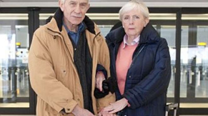 Alan Lane and Katrina Smith, senzatetto a Heathrow (Daily Mail)