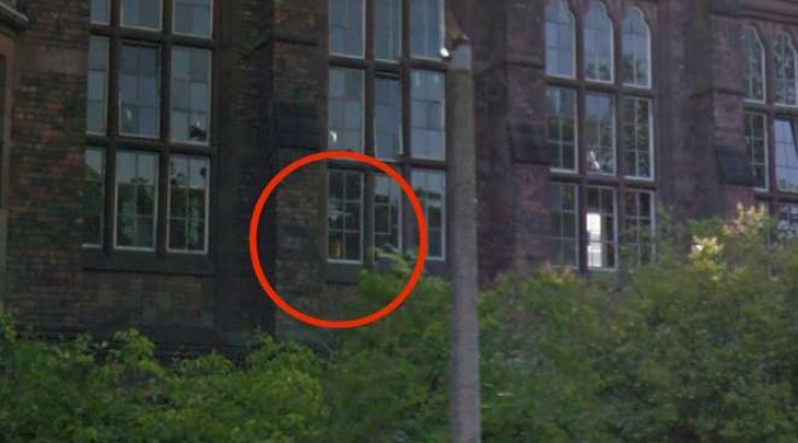 Il bimbo fantasma dell'orfanotrofio avvistato su Google Street View