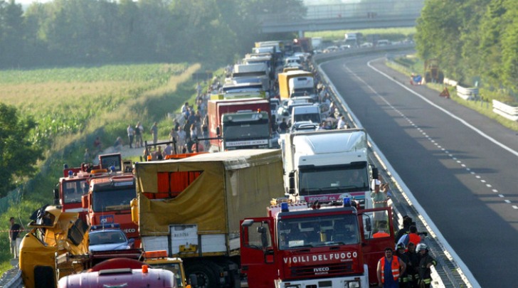 Foto Ansa-incidente su a4