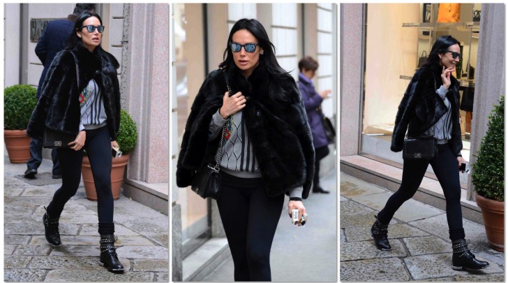 Nicole Minetti, shopping nel centro di Milano