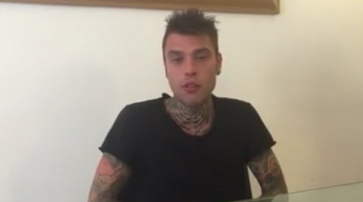 Fedez rissa discoteca Just Cavalli