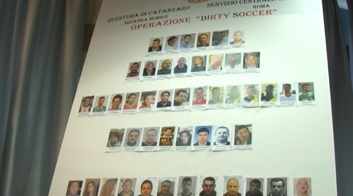 Dirty soccer-polizia catanzaro