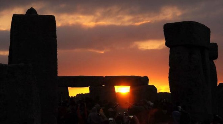 Solstizio d'estate, celebrazione a Stonehenge