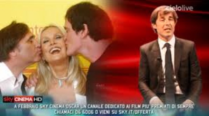  Quentin Tarantino e Barbara Bouchet  foto Sky