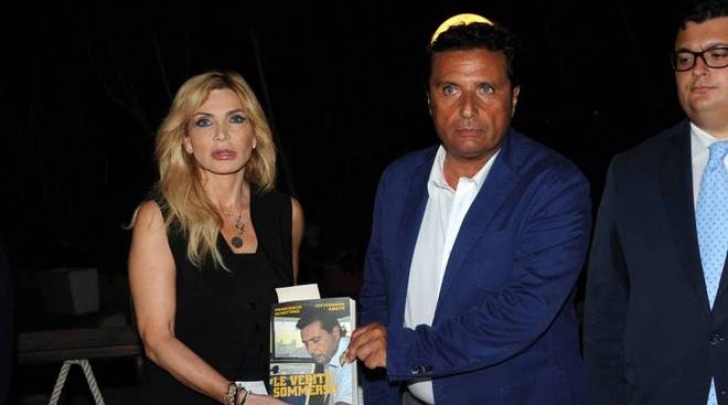 Schettino presenta il suo libro 'Le verità sommerse' - Ufficio Stampa