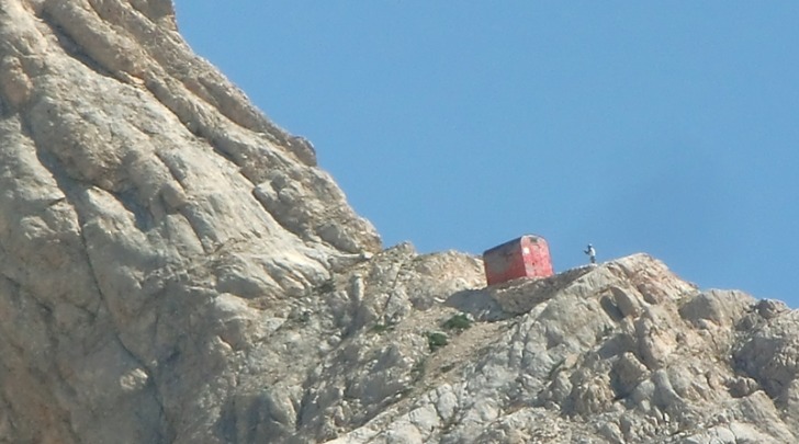 Gran Sasso Bivacco Bafile