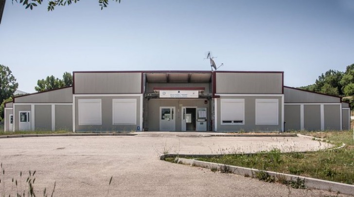 scuola-container di Pagliara di Sassa (L'Aquila)