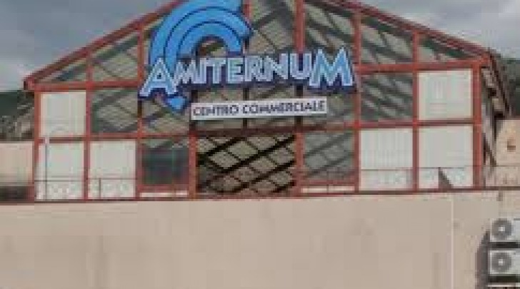 centro commerciale amiternum