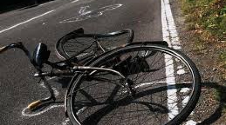 incidente bicicletta