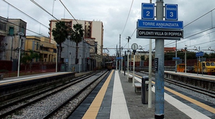 stazione Torre Annunziata