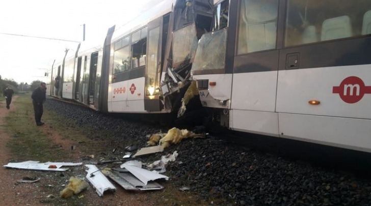 Scontro metro leggera Cagliari