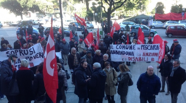 protesta spi cgil-foto ansa