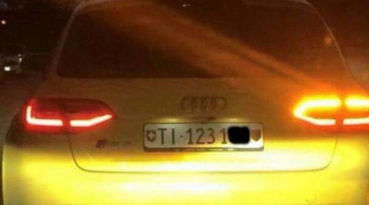 Audi Rs4 gialla - foto da Facebook della Questura di Vicenza
