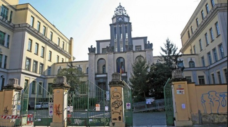 ROMA- scuola elementare 'Cesare Battisti' - Garbatella