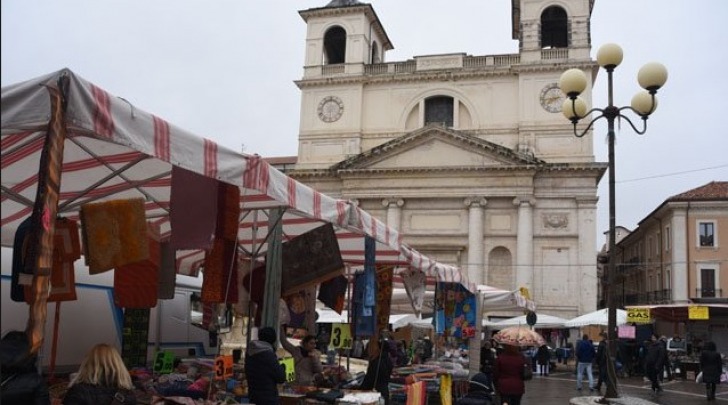 mercato Piazza Duomo