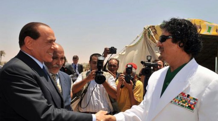 Silvio Berlusconi e Mu'ammar Gheddafi