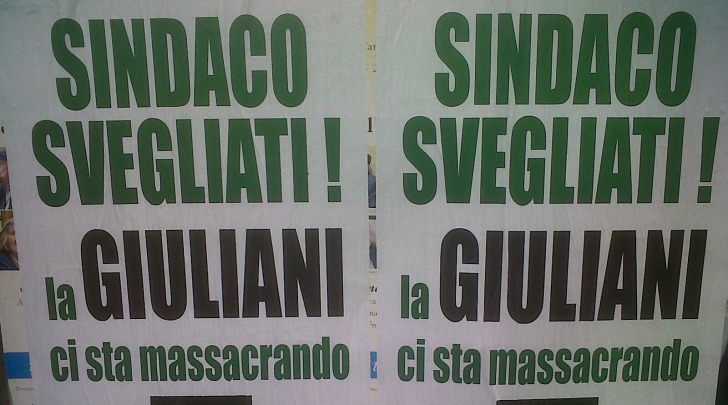 I manifesti contro Paola Giuliani apparsi in città