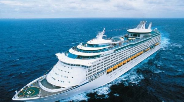 La nave Voyager of the seas della Royal Caribbean