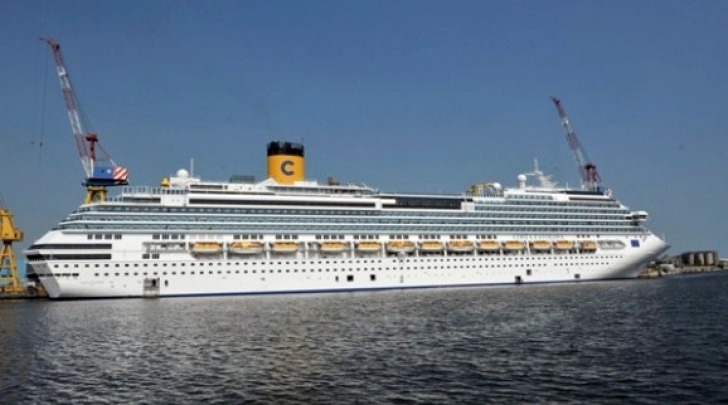Costa Favolosa