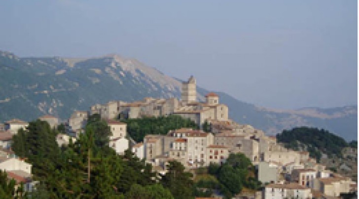 Castel del Monte, a rischio accorpamento