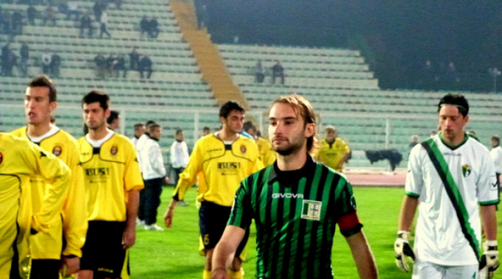 L'ingresso delle squadre in campo