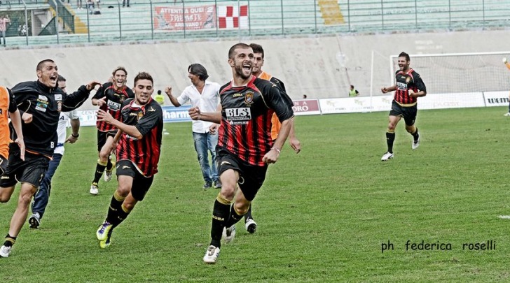 La gioia di Mammarella dopo il gol 