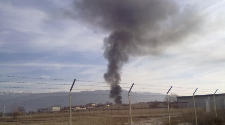 L'incendio visto dalla Strada Provinciale Coppito-Preturo