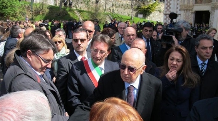 Napolitano in una visita all'Aquila