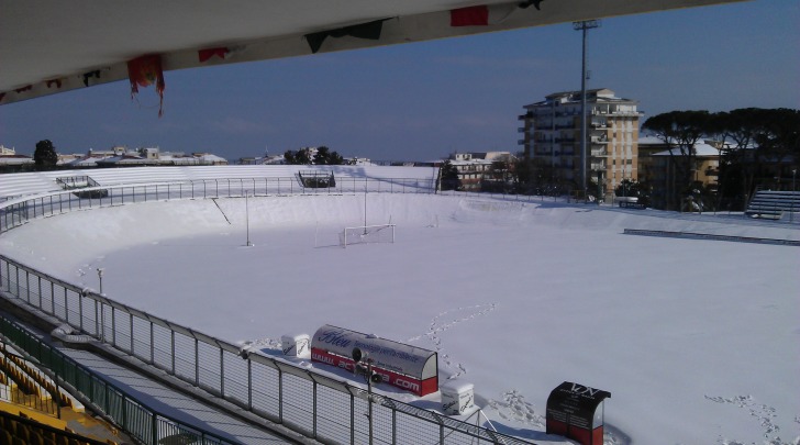 Lo stadio "Biondi" innevato, in una foto di oggi