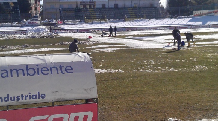 Il manto del "Guido Biondi" quasi completamente ripulito dalla neve