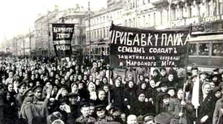 Manifestazione di donne S.Pietroburgo 8.03.1917