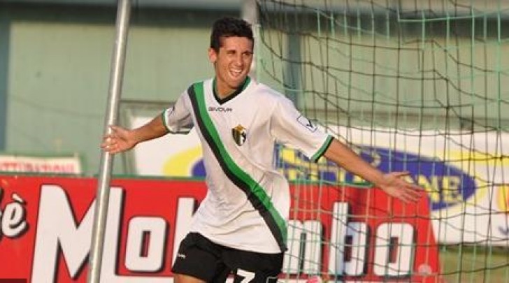 Nicola Fiore, 8 gol in questo campionato