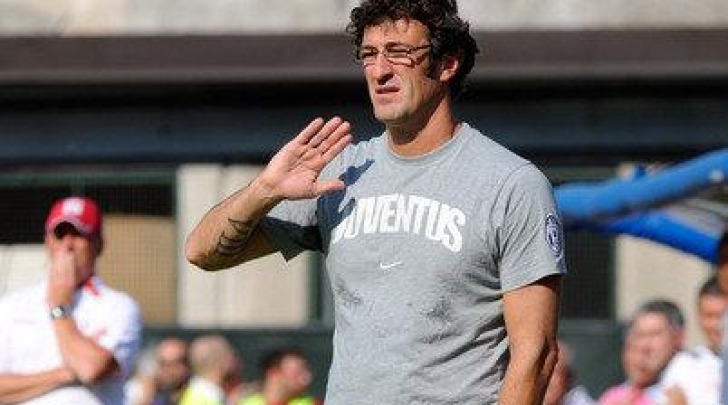 Ciro Ferrara, allenatore dell'Under 21 ai tempi della Juventus