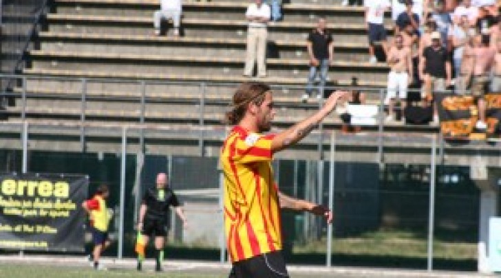 Fabio Rovrena con la maglia del Poggibonsi