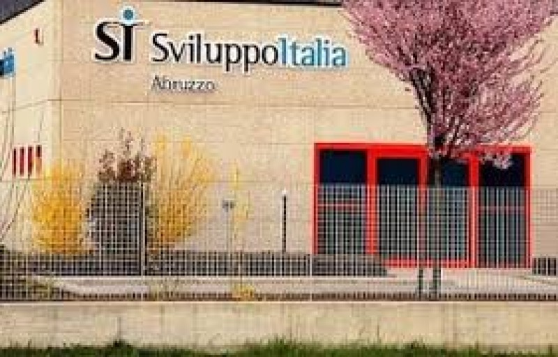 Lettere di licenziamento ai dipendenti di Aquila Sviluppo - Lavoro L ...