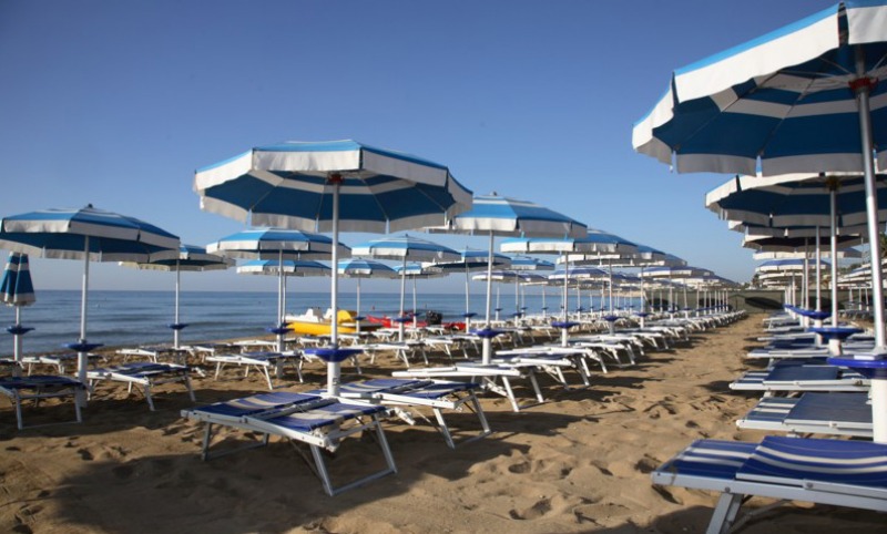 Stagione Balneare Di Giuseppantonio Prolungarla Fino A Ottobre 
