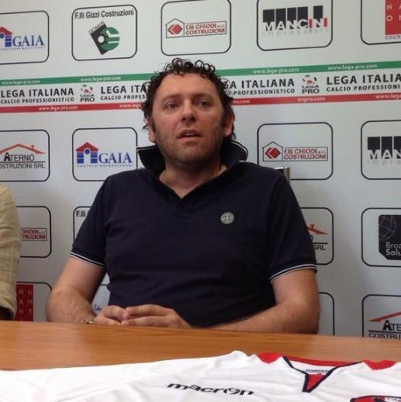 Calcio arrestato a Venezia Ercole Di Nicola ds dell'Aquila Calcio Cronaca L'Aquila Calcio arrestato a Venezia Ercole Di Nicola ds dell'Aquila Calcio Cronaca L'Aquila