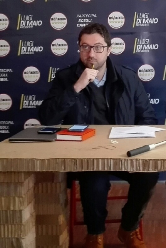 Colletti (M5S) rieletto con il 41,3, confermato alla Camera in