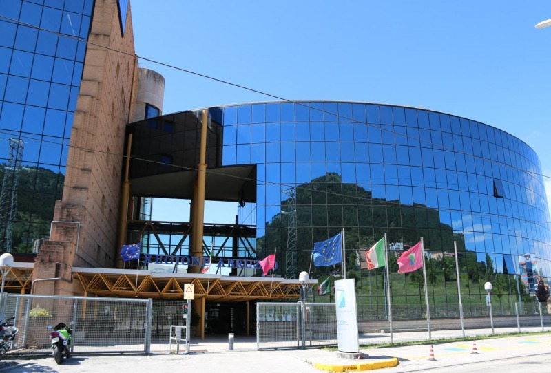 bilancio abruzzo 2024 approvato rendiconto ma sanit224 resta in difficolt224