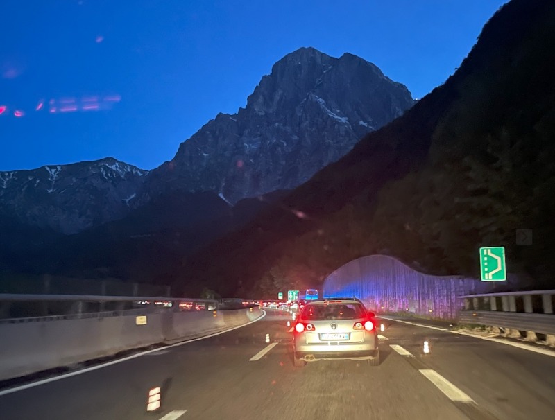 [VIDEO] A24 in tilt: rientro del 2 giugno paralizzato da code e disagi